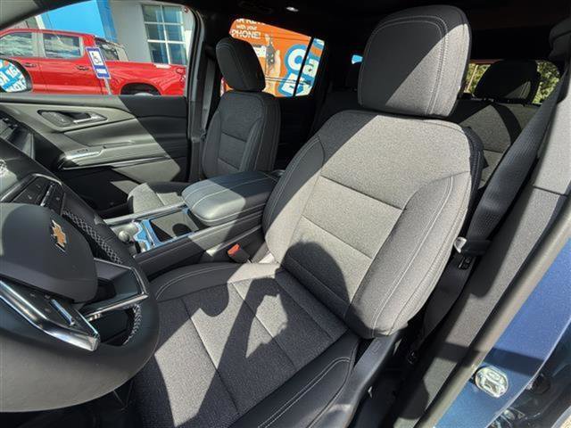 New 2026 Chevrolet Traverse LT w/ Sun and Wheel Package image 14