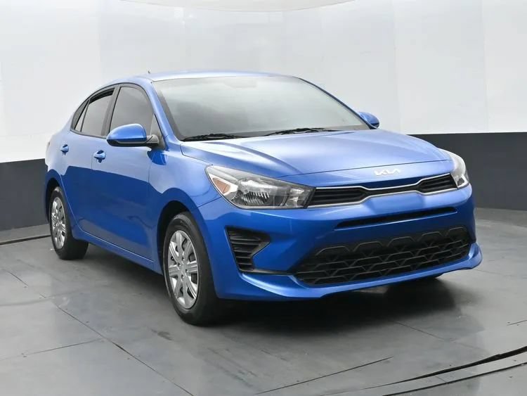 Used 2023 Kia Rio S FWD image 2