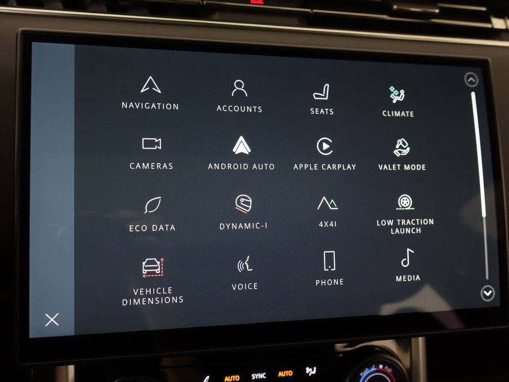 Used 2023 Land Rover Range Rover SV image 55