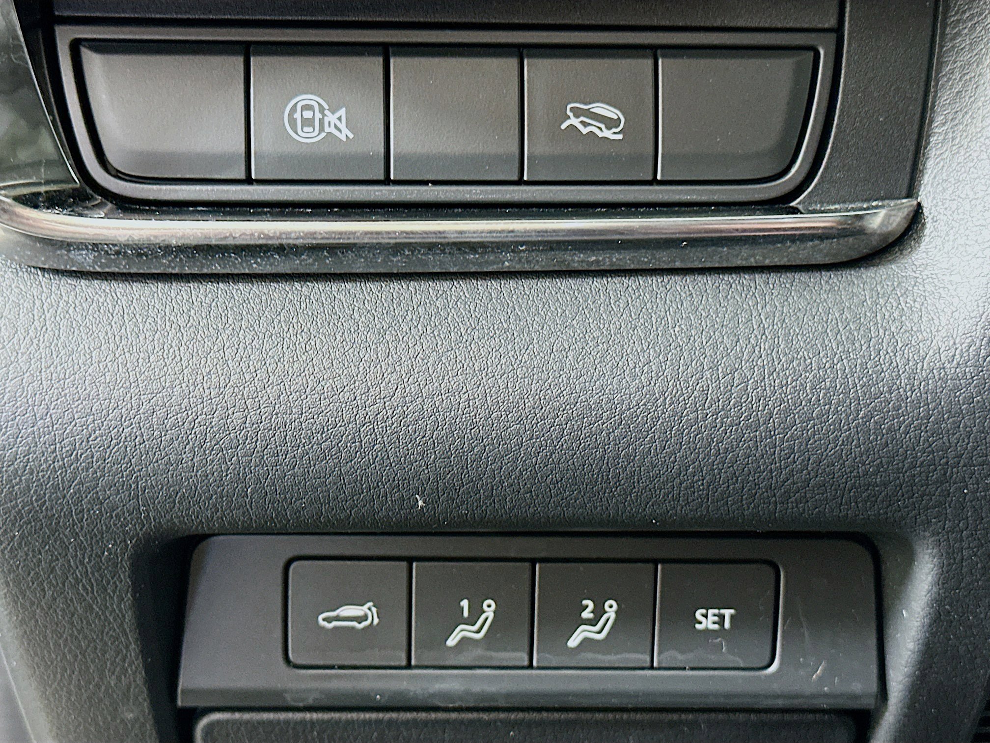 Used 2024 MAZDA CX-30 AWD 2.5 S w/ Premium Package image 17