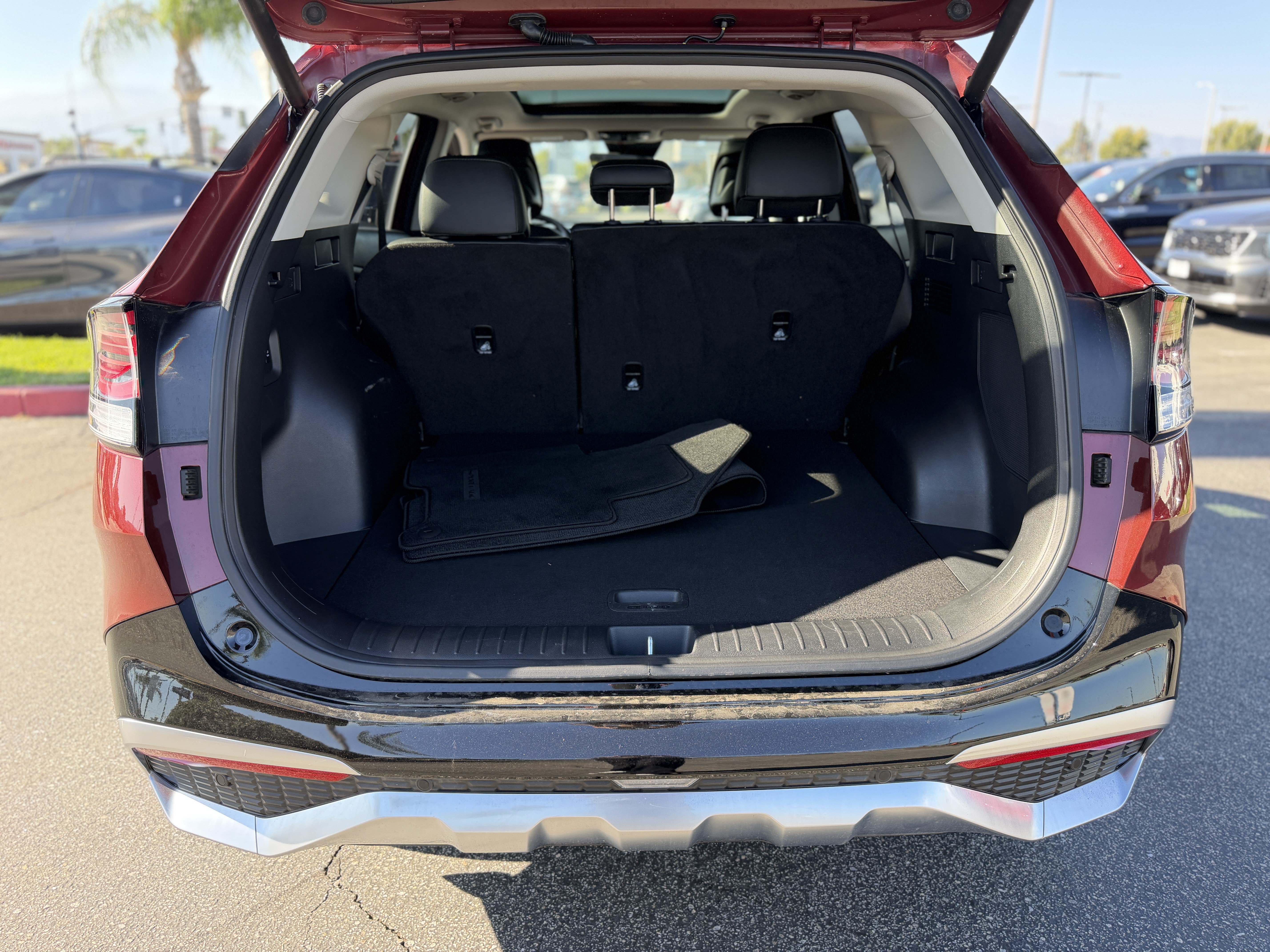 Certified 2025 Kia Sportage SX AWD/4WD image 10