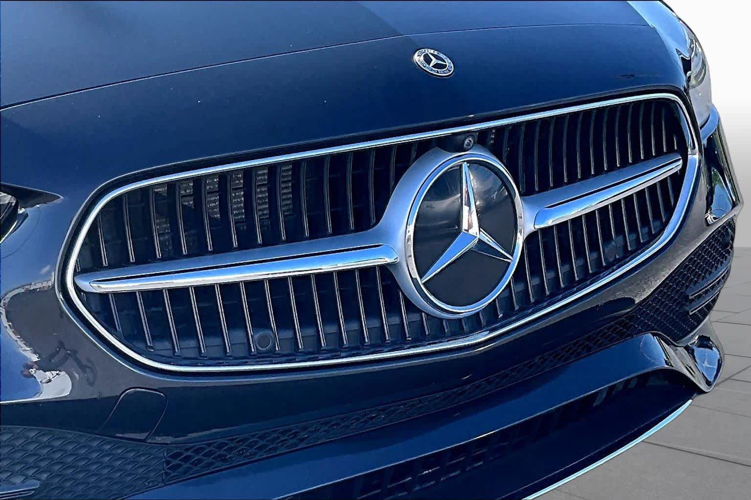 Used 2024 Mercedes-Benz C 300 4MATIC Sedan image 29