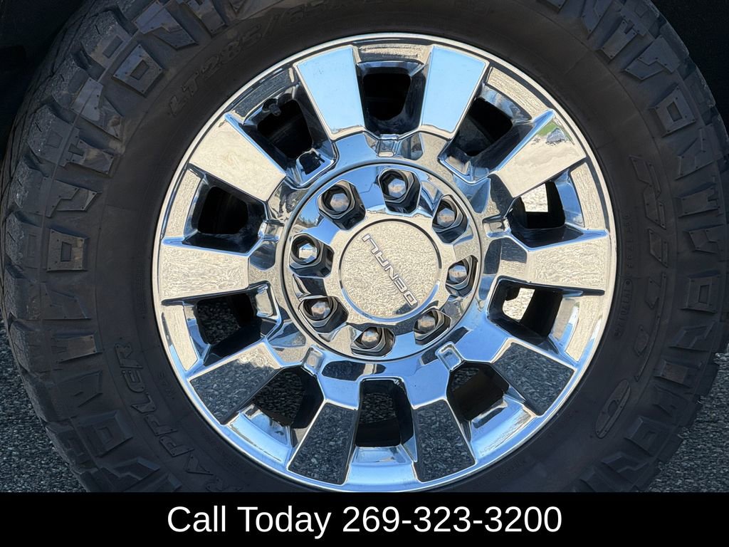 Used 2019 GMC Sierra 3500 Denali image 9