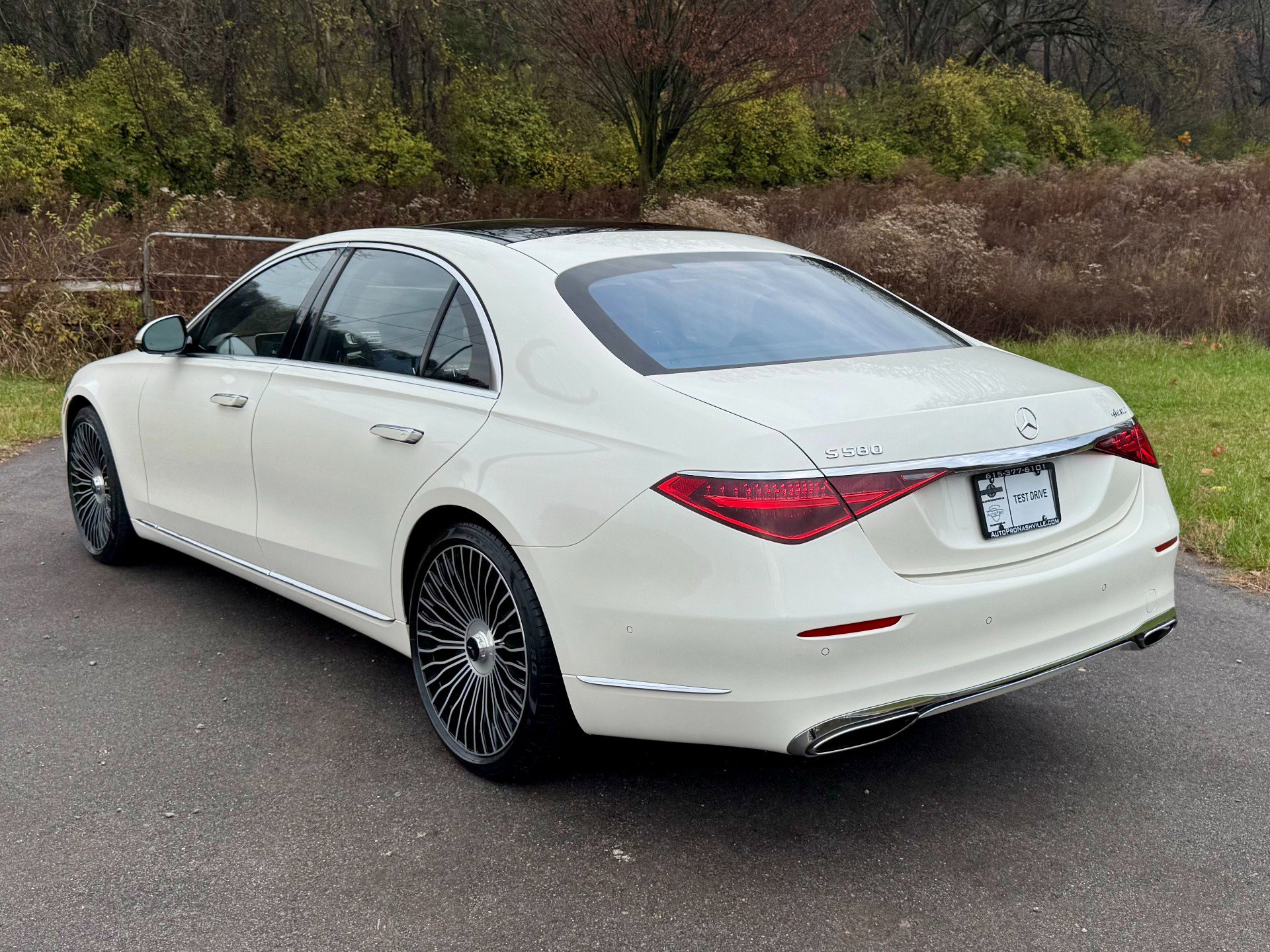Used 2023 Mercedes-Benz S 580 4MATIC Sedan image 4