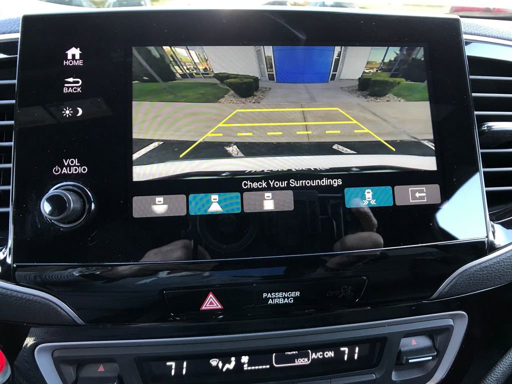 Certified 2024 Honda Passport Black Edition image 25