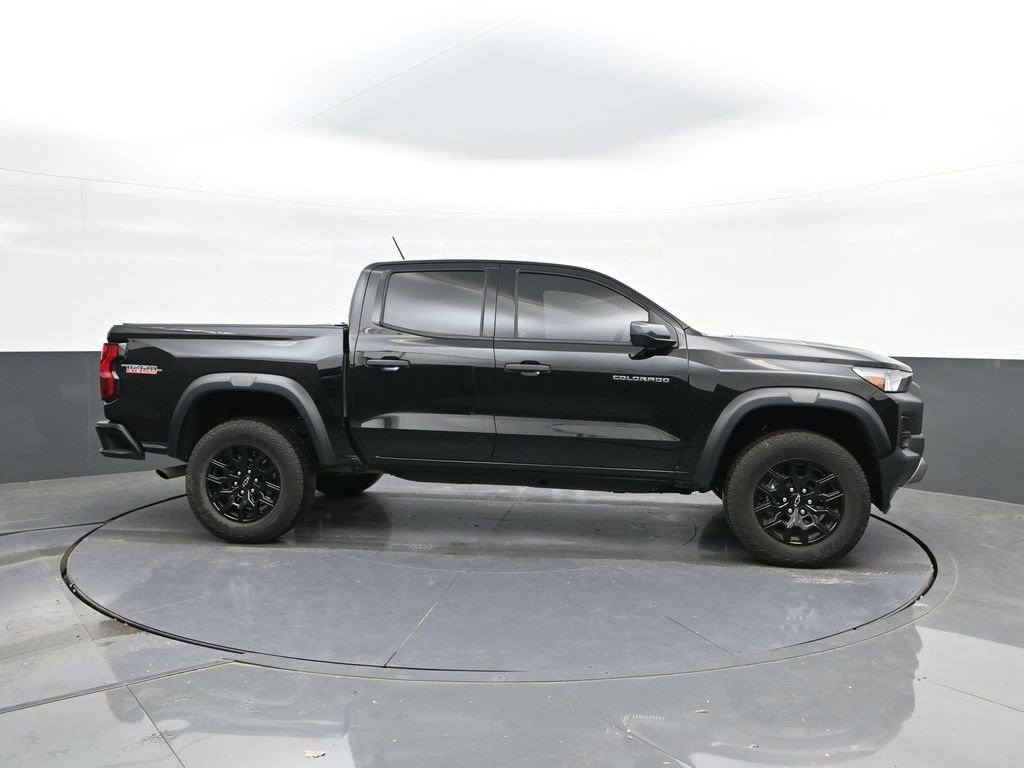 Used 2025 Chevrolet Colorado Trail Boss image 23