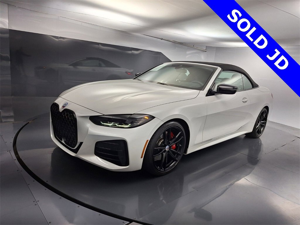 Used 2023 BMW M440i Convertible w/ Premium Package image 30