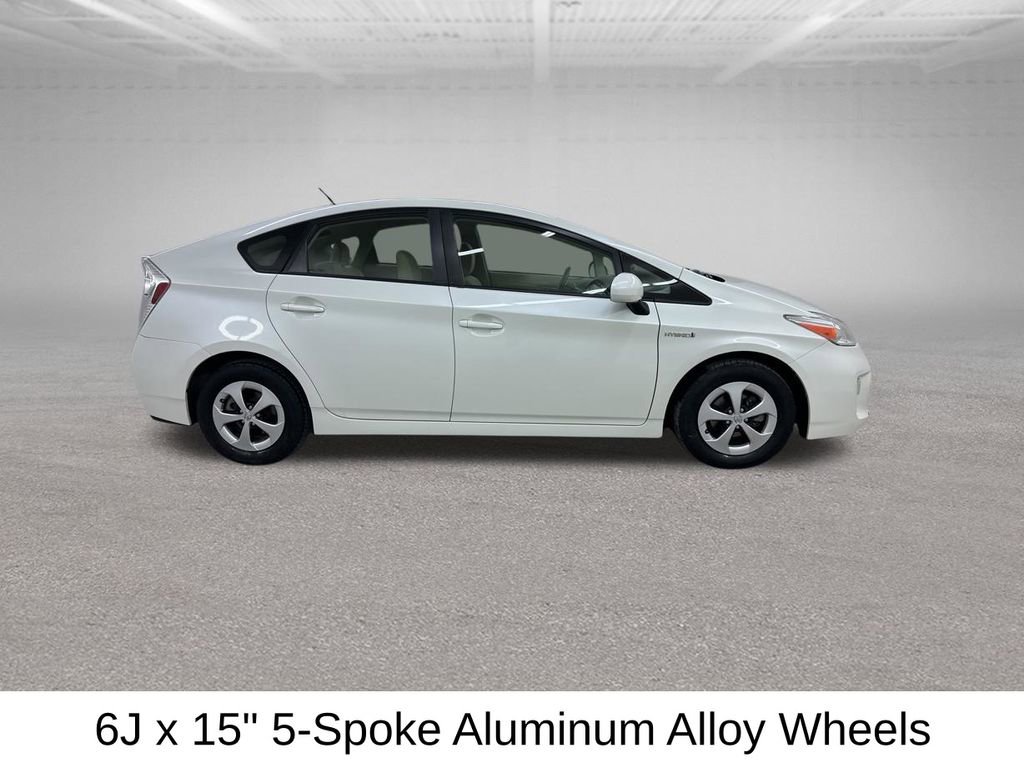 Used 2014 Toyota Prius Two image 14