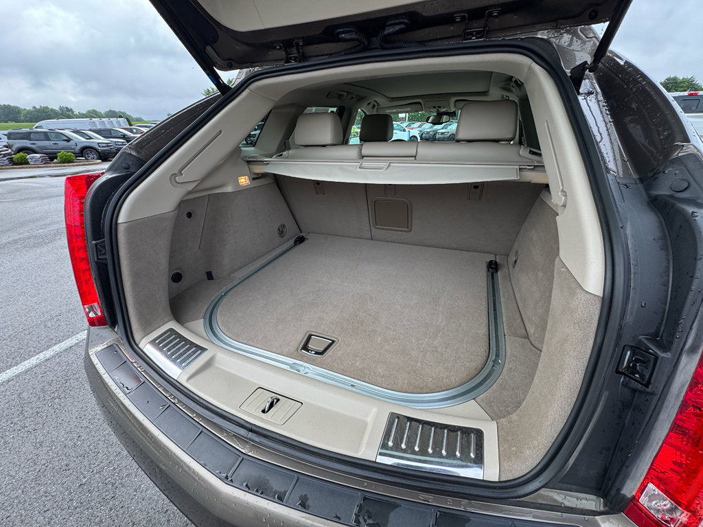 Used 2015 Cadillac SRX Luxury w/ Driver Awareness Package FWD image 21