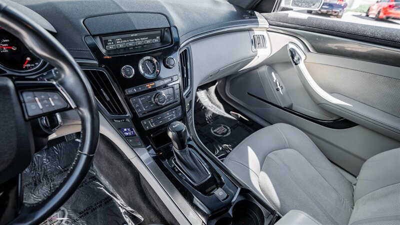 Used 2013 Cadillac CTS V RWD image 37