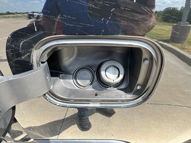 Used 2026 Chevrolet Silverado 2500 Custom w/ Custom Convenience Package AWD/4WD image 9