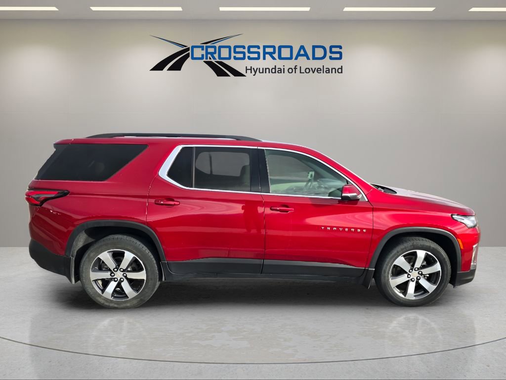 Used 2023 Chevrolet Traverse LT w/ LT Premium Package image 6