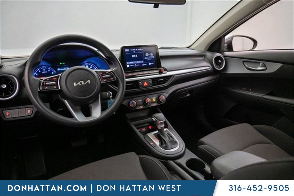 Used 2024 Kia Forte LXS image 23