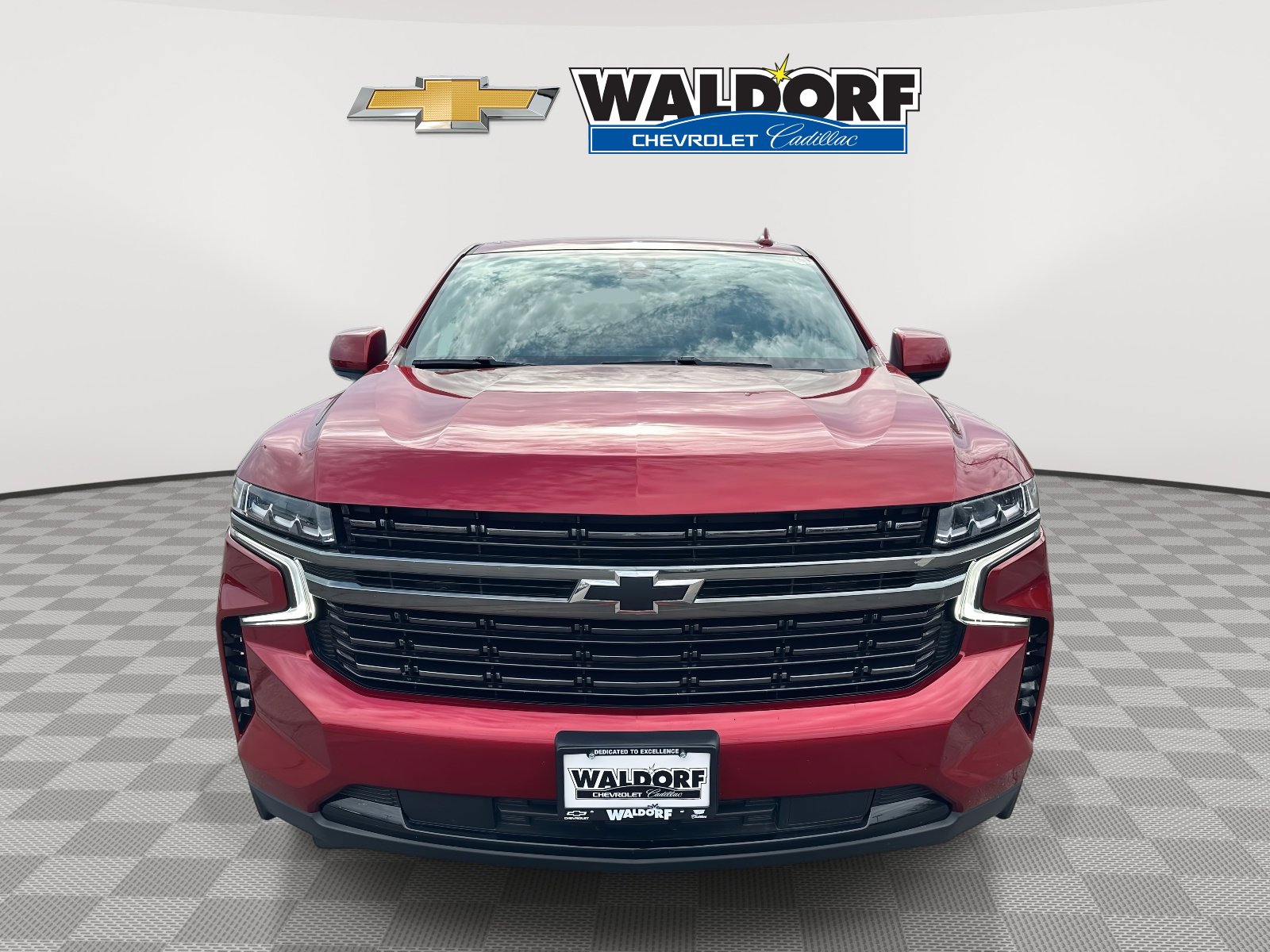 Used 2021 Chevrolet Suburban RST w/ Rear Media and Nav Package image 2