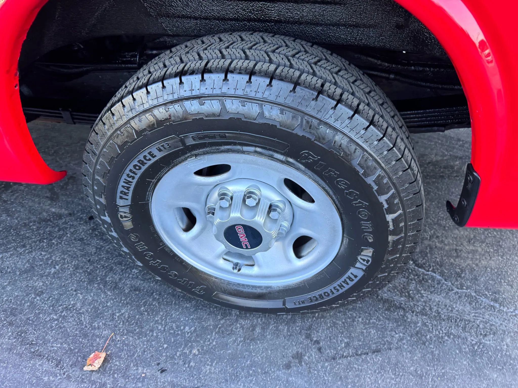 Used 2015 GMC Savana 3500 image 27