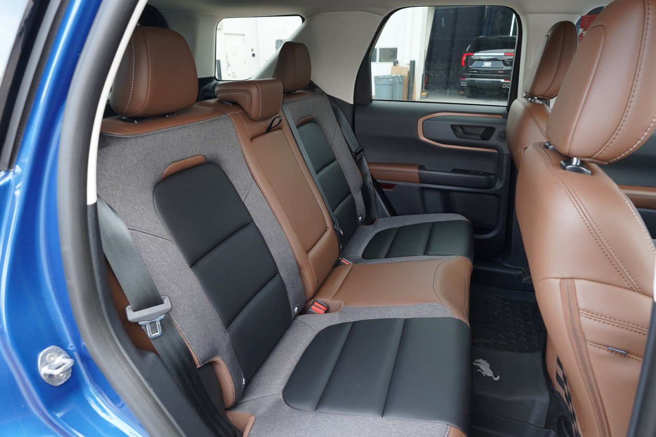 Used 2024 Ford Bronco Sport Outer Banks w/ Tech Package AWD/4WD image 24