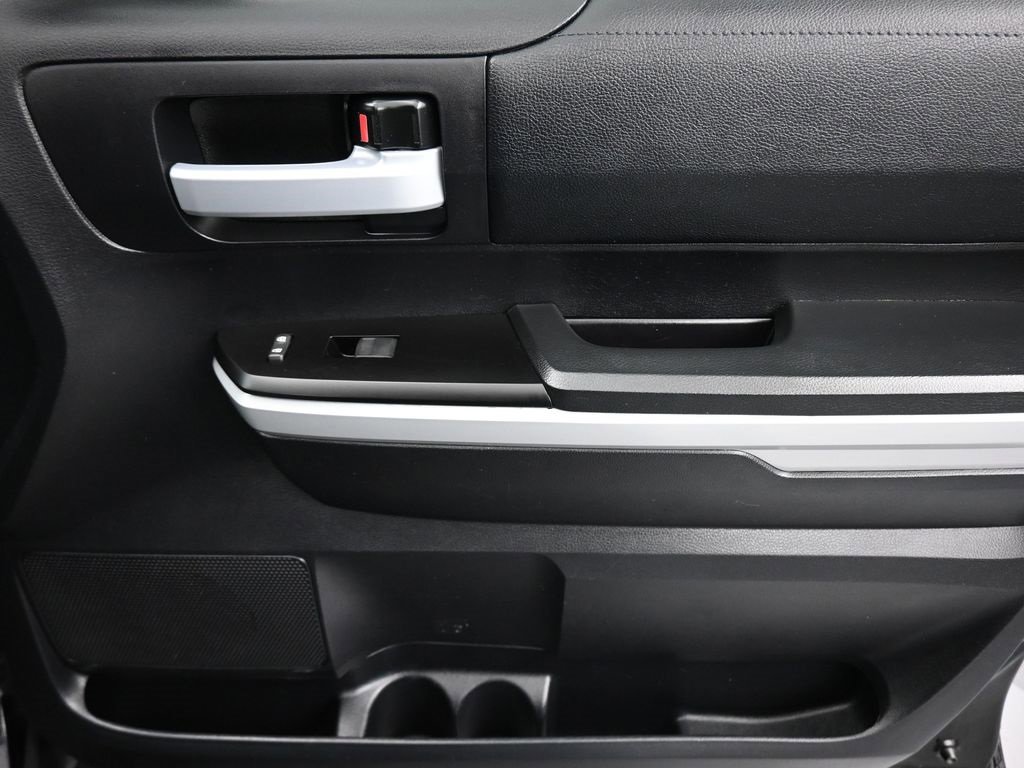 Used 2020 Toyota Tundra SR5 w/ SR5 Upgrade Package image 40