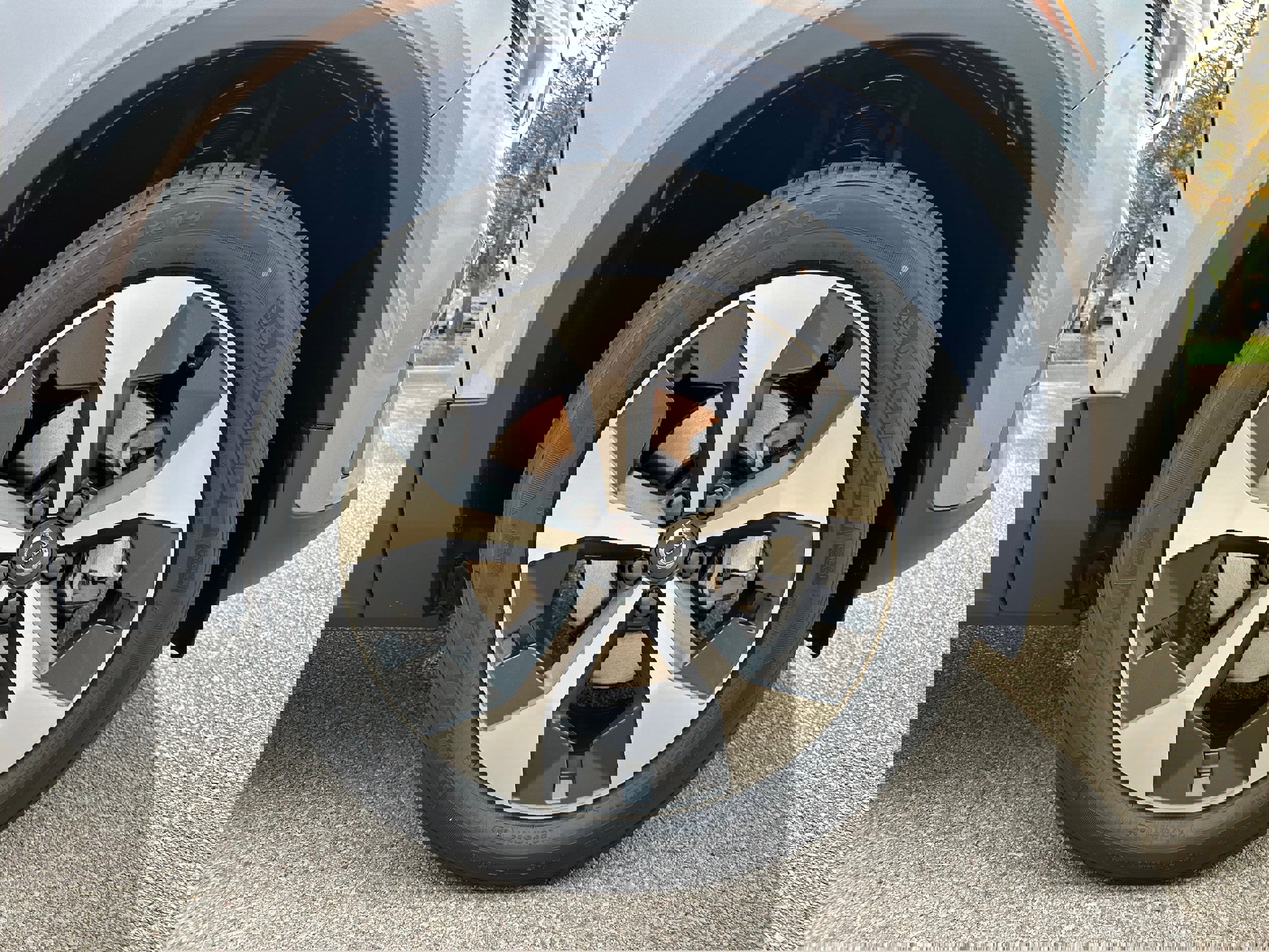 New 2026 Volvo XC40 B5 Core image 7