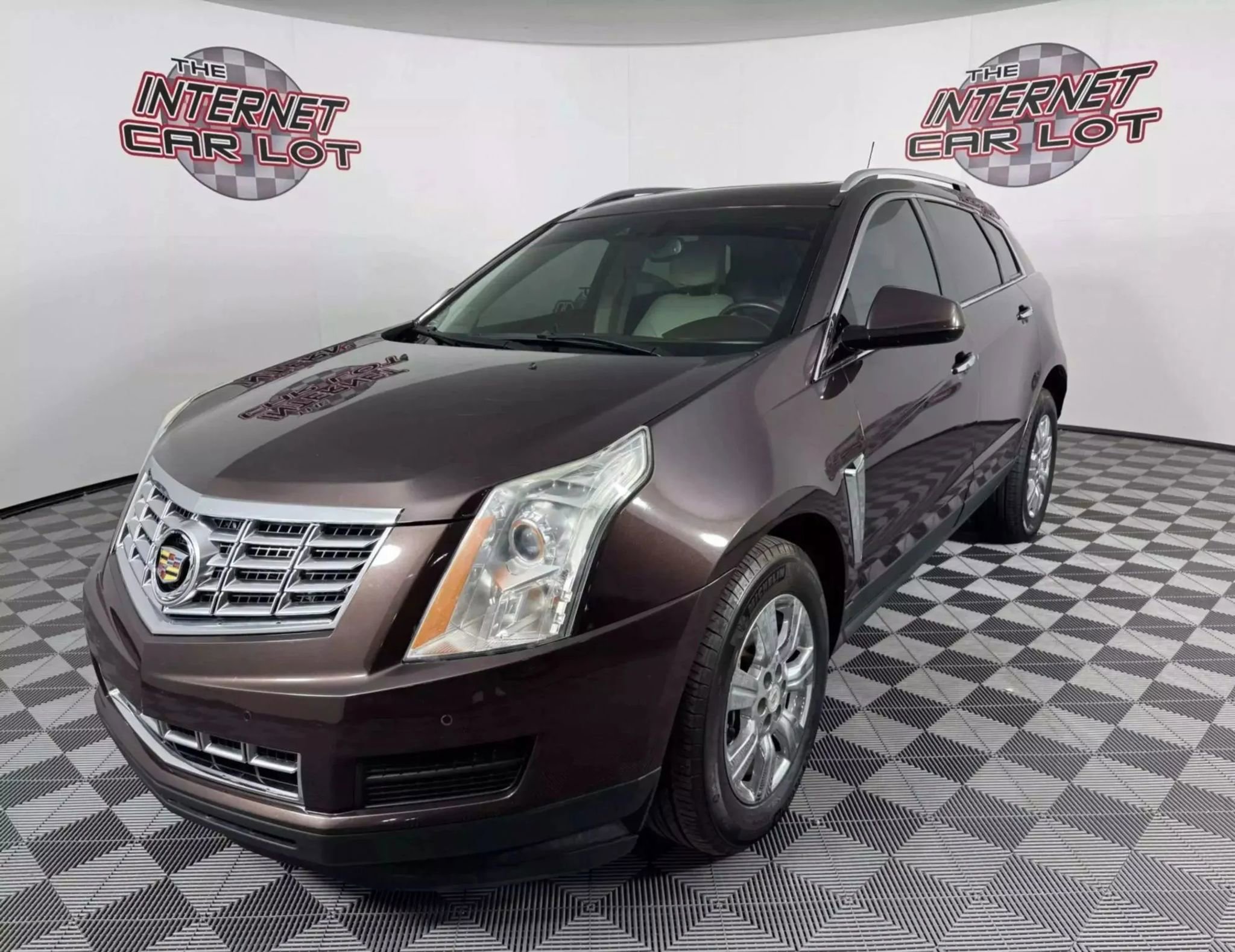 Used 2016 Cadillac SRX Luxury w/ Driver Awareness Package image 3