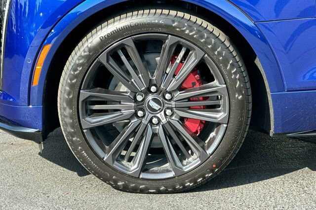 New 2026 Cadillac Lyriq V w/ LPO, Floor Liner Package image 25