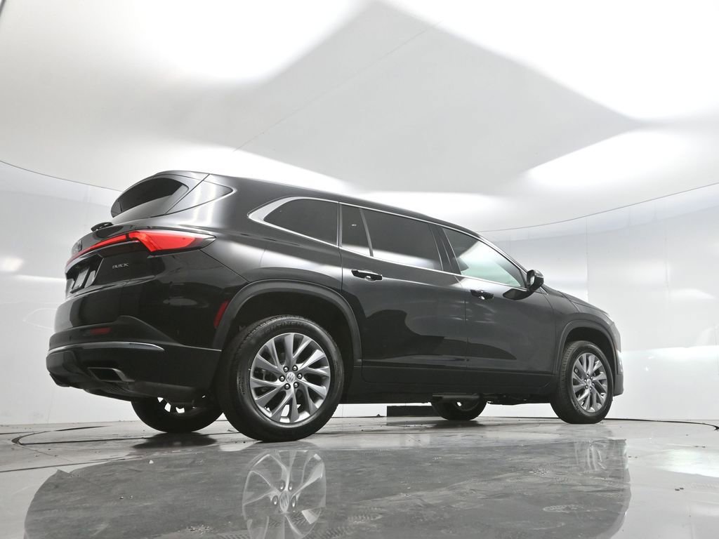 Used 2025 Buick Enclave Preferred image 72