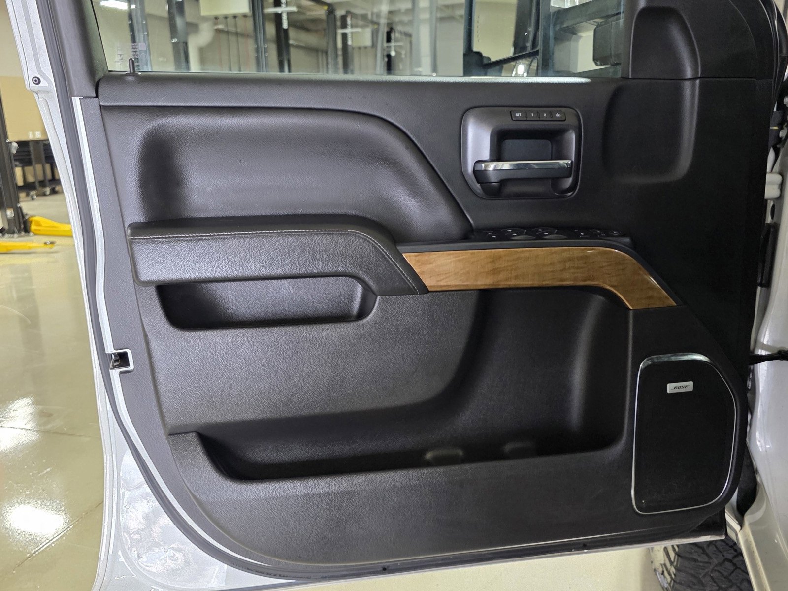 Used 2018 Chevrolet Silverado 3500 LTZ w/ Duramax Plus Package image 21