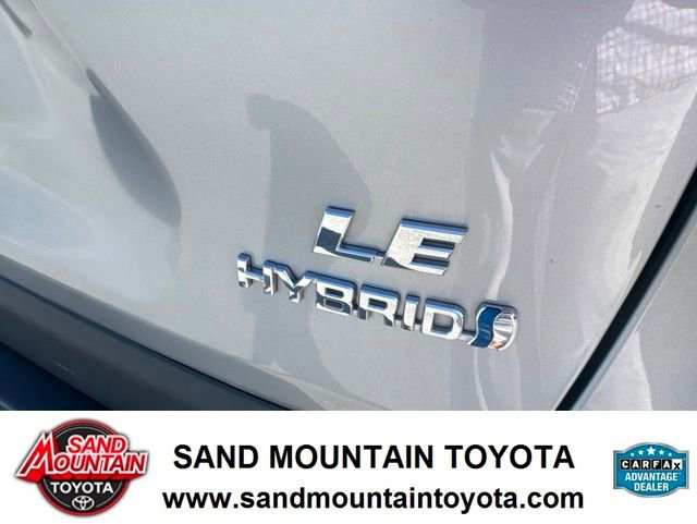 Used 2019 Toyota RAV4 LE AWD/4WD image 10