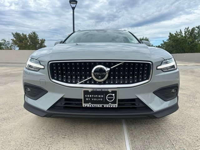 Certified 2024 Volvo V60 B5 Cross Country Ultimate w/ Protection Package Premier AWD/4WD image 2