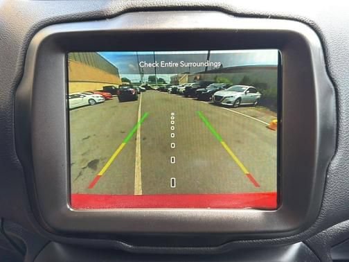Used 2023 Jeep Renegade Altitude AWD/4WD image 18
