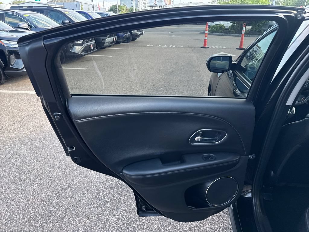 Used 2017 Honda HR-V EX-L image 33