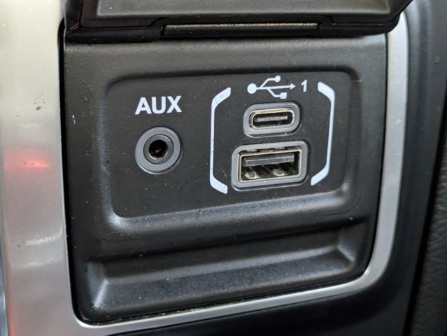 Used 2019 Jeep Wrangler Sport AWD/4WD image 25