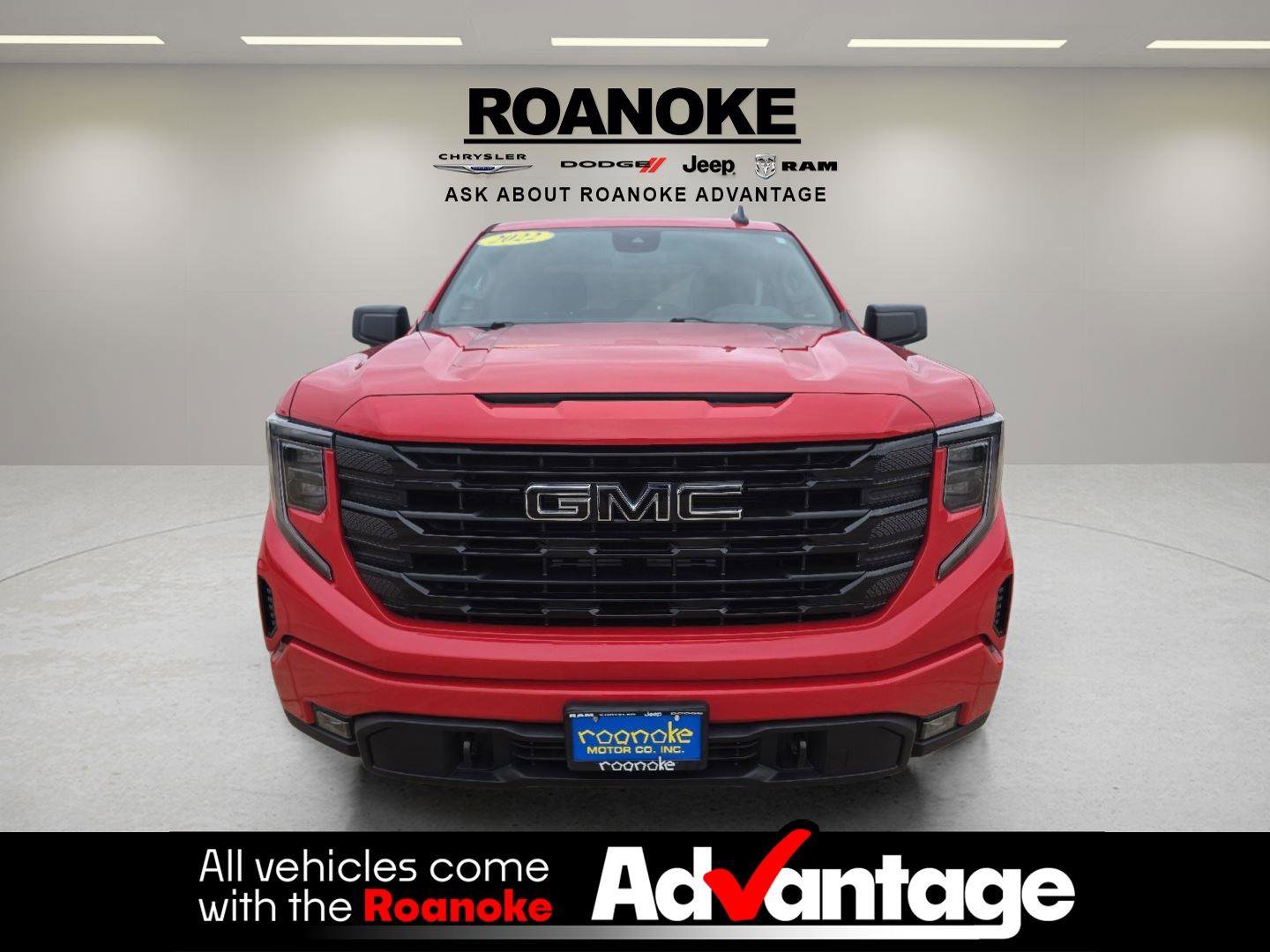 Used 2022 GMC Sierra 1500 Elevation w/ LPO, Elevation Black Package image 12