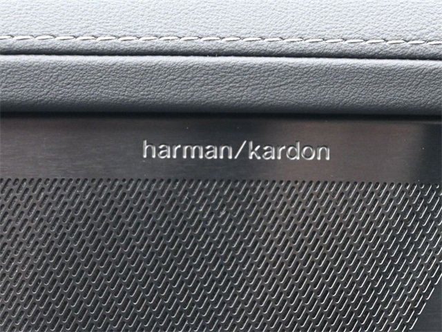 New 2026 Volvo XC90 B6 Plus w/ Protection Package Premier image 32