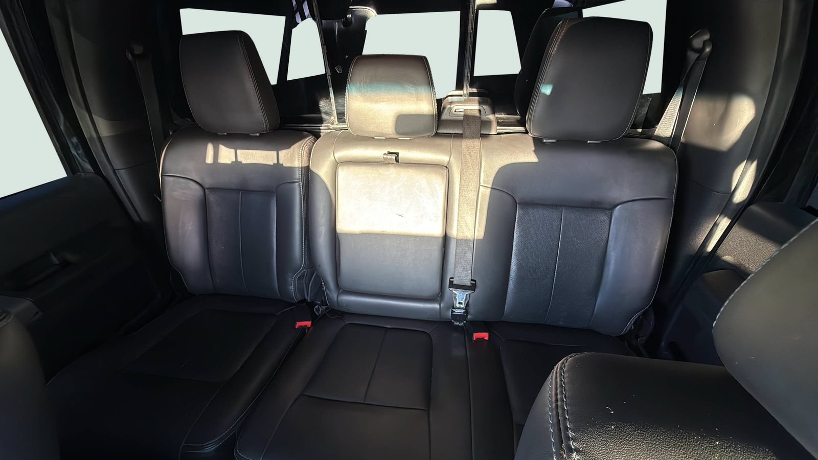 Used 2011 Ford F250 Lariat w/ Lariat Interior Pkg AWD/4WD image 25