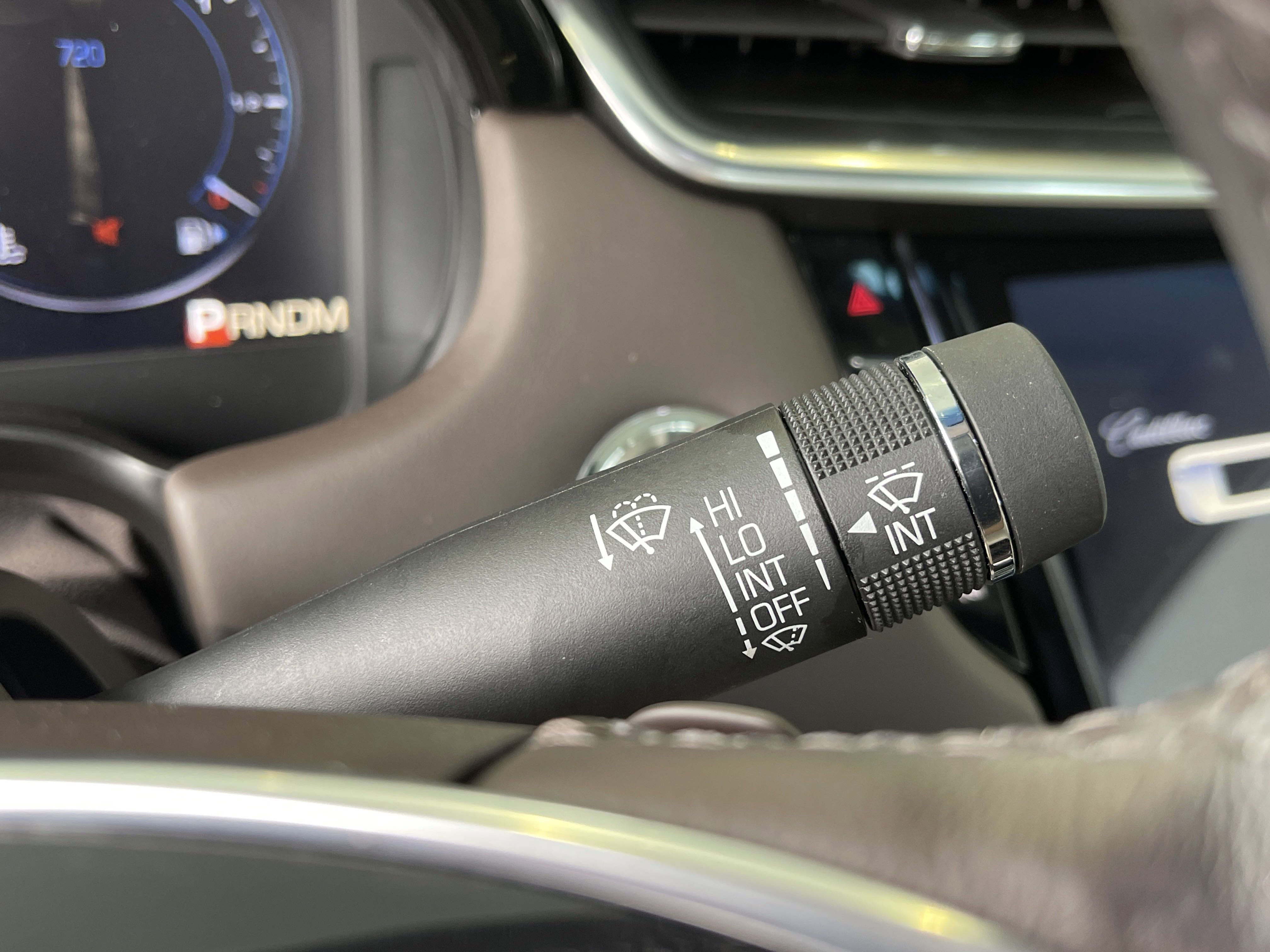 Used 2013 Cadillac XTS Platinum image 25