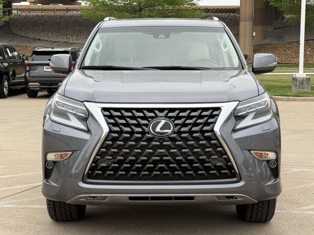 Used 2021 Lexus GX 460 Luxury w/ Off Road Package AWD/4WD image 7