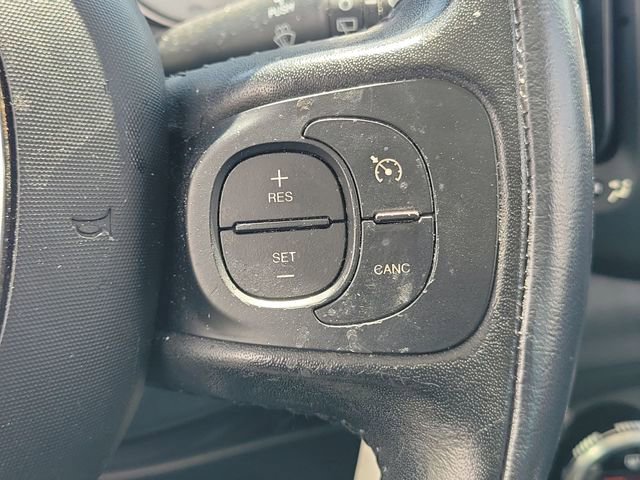 Used 2017 FIAT 500L Trekking w/ Premium Package image 31