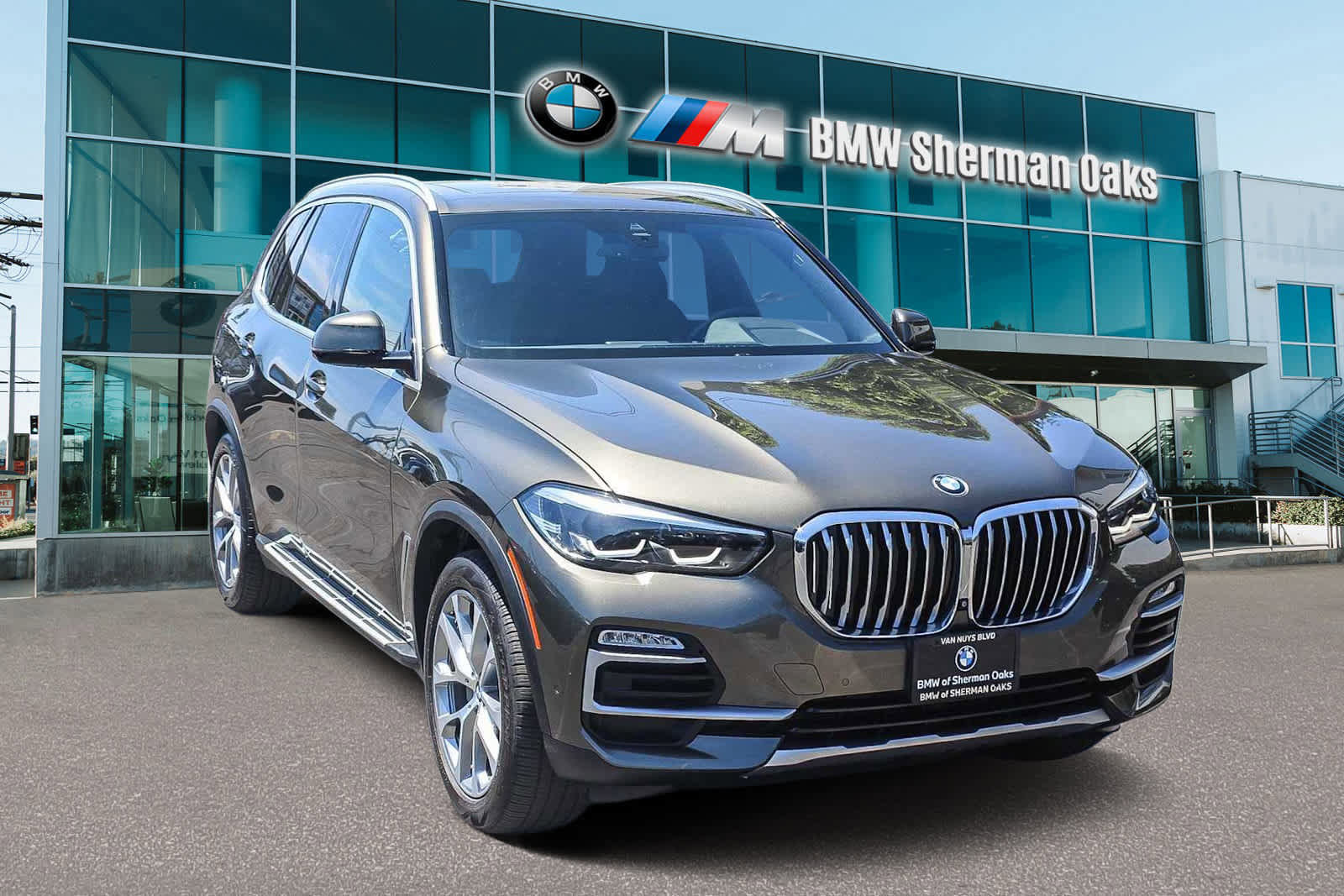 Used 2020 BMW X5 xDrive40i w/ Convenience Package image 3