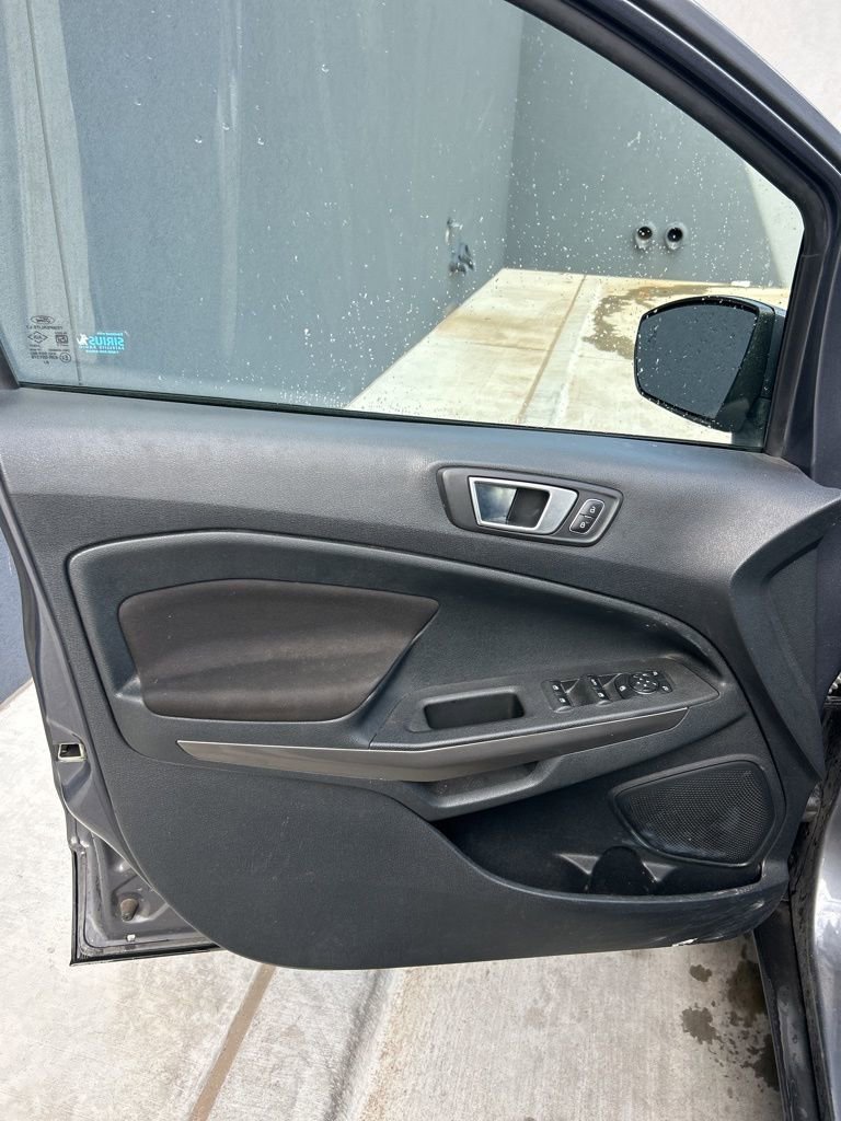 Used 2019 Ford EcoSport SE w/ SE Convenience Package image 7