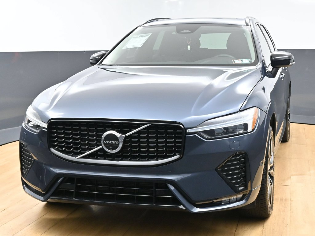 Used 2024 Volvo XC60 B5 Plus w/ Protection Package Premier AWD/4WD image 7