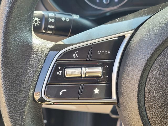 Used 2022 Kia Forte LXS image 13