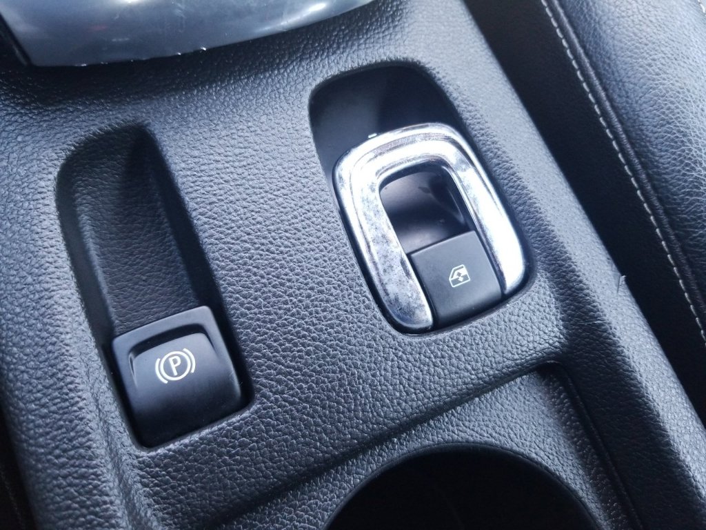 Used 2016 Buick Cascada Premium image 14