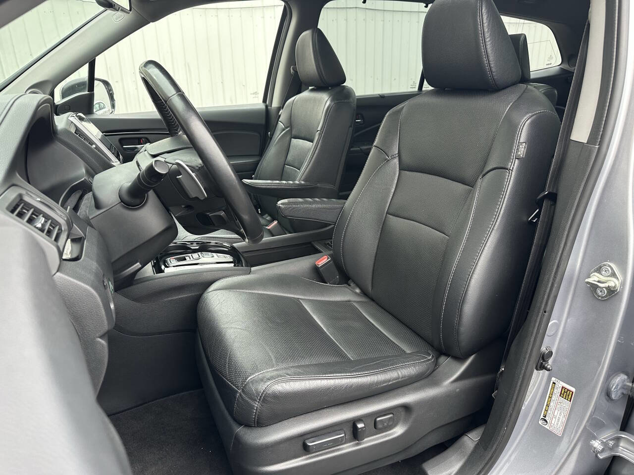 Used 2017 Honda Pilot Elite image 37