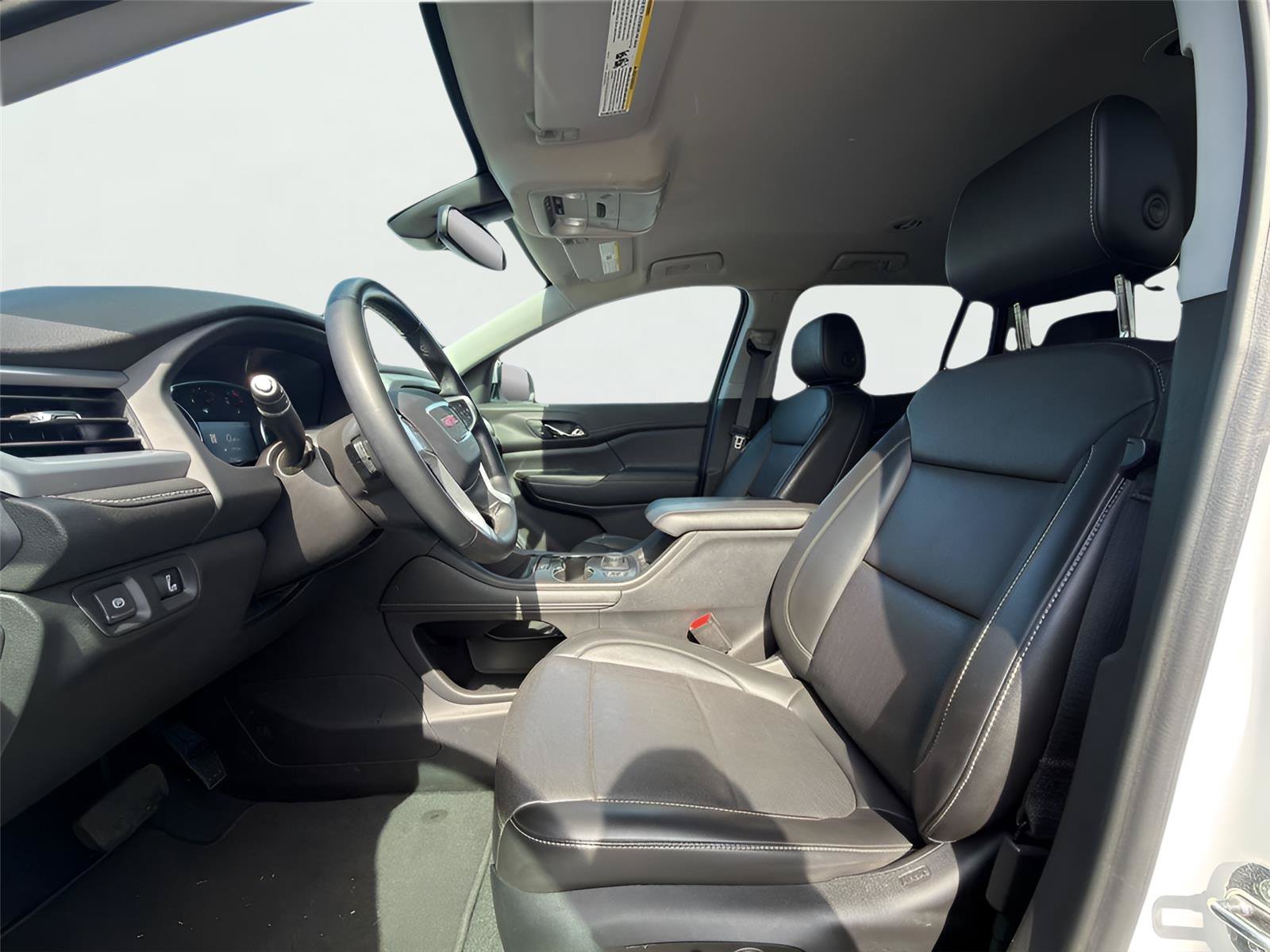 Certified 2023 GMC Acadia SLT FWD image 13