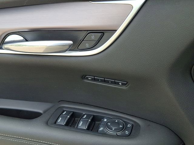 Certified 2024 Cadillac XT6 Luxury w/ LPO, Floor Liner Package image 23