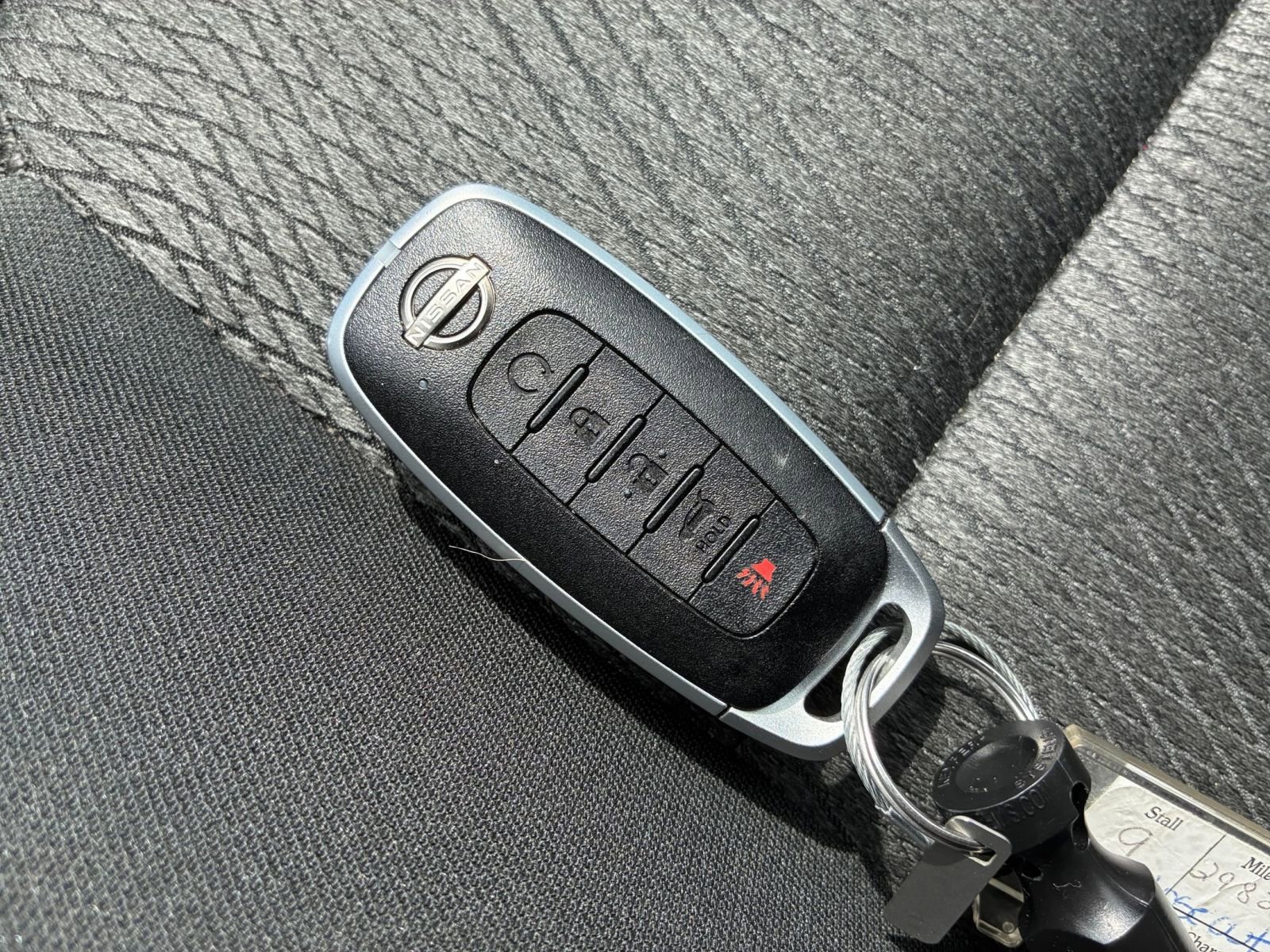 Used 2025 Nissan Rogue SV AWD/4WD image 22