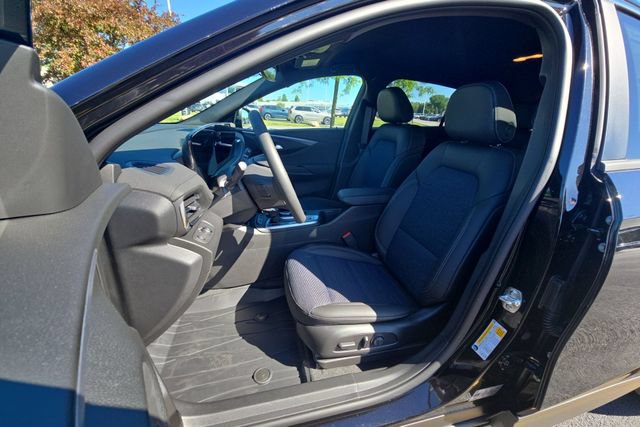 New 2026 Buick Envista Sport Touring w/ Convenience I Package FWD image 18