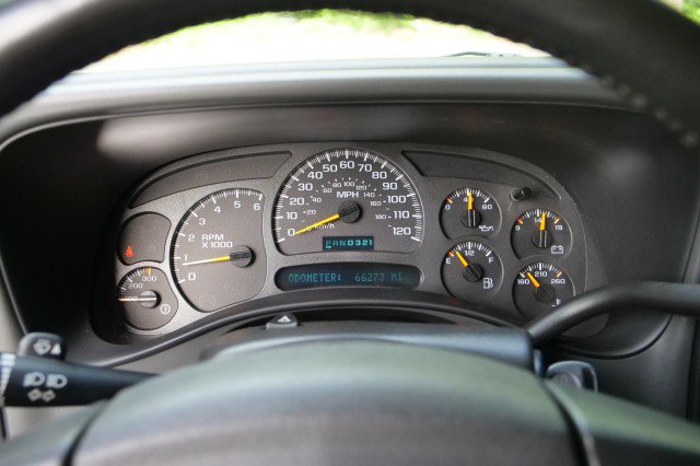 Used 2004 Chevrolet Silverado 2500 LS RWD image 7