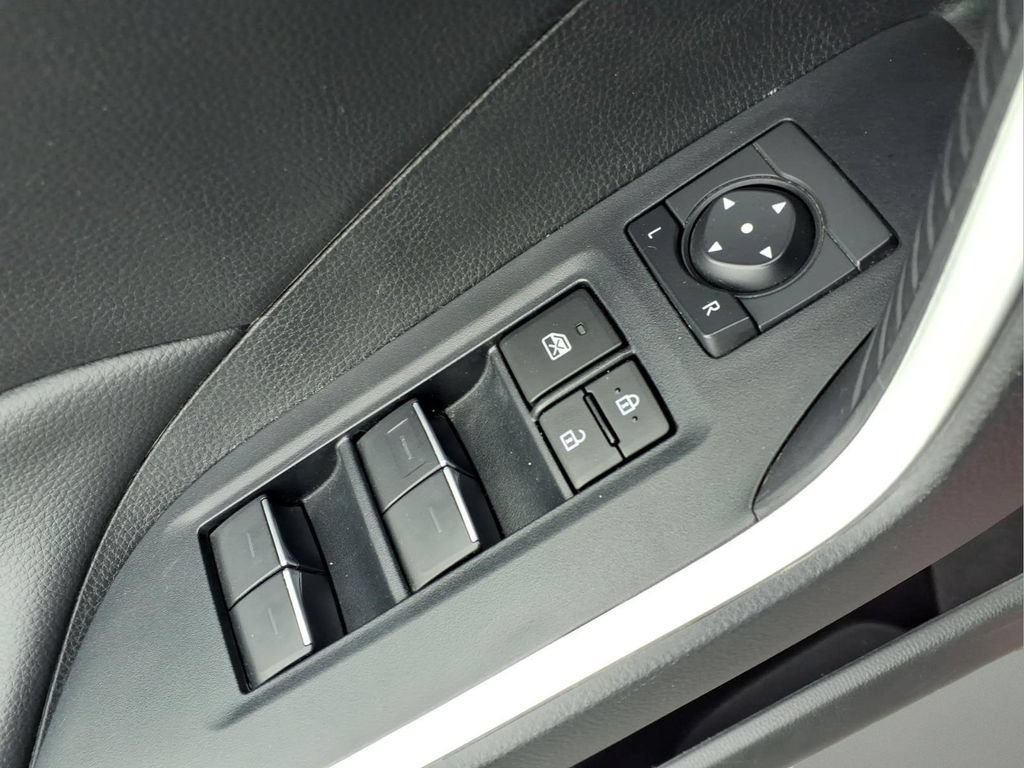 Used 2024 Toyota RAV4 XLE AWD/4WD image 14