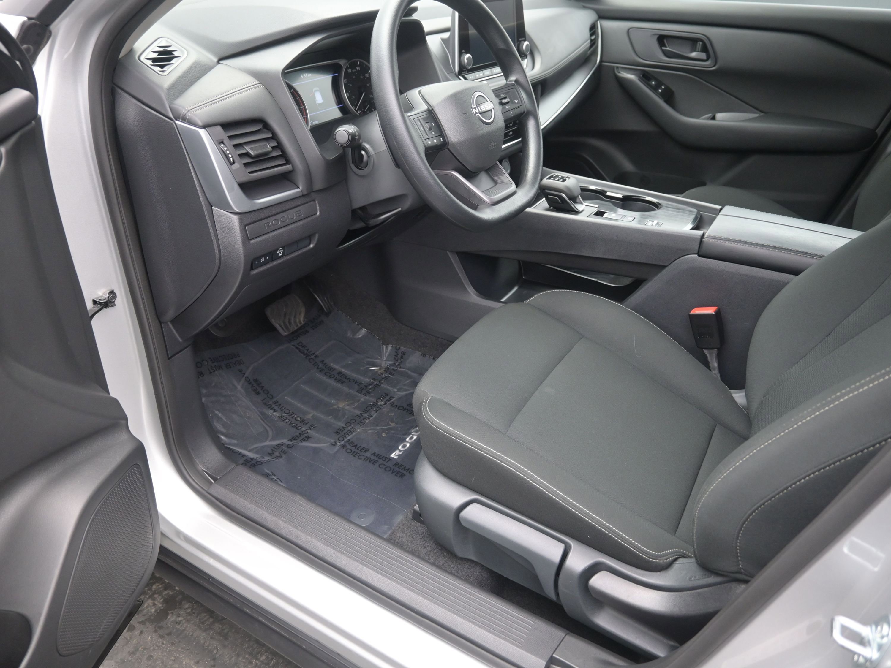 Certified 2025 Nissan Rogue S image 12